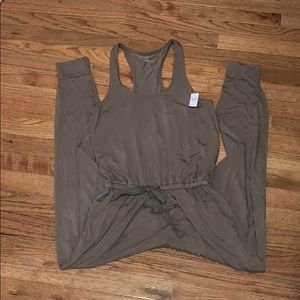 NWT aerie jumper